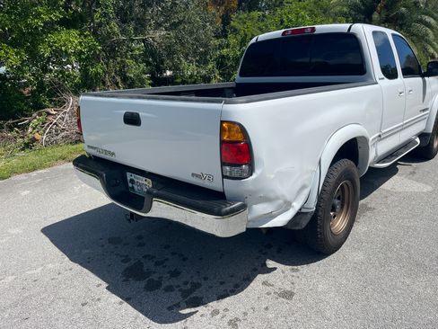 Used 2002 Toyota Tundra Limited image 8