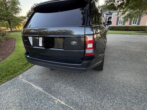 Used 2017 Land Rover Range Rover Long Wheelbase Supercharged AWD/4WD image 2