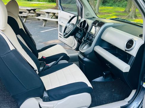 Used 2011 Honda Element EX image 26