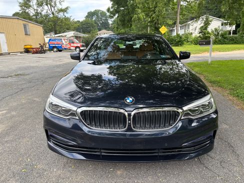 Used 2017 BMW 540i xDrive image 1
