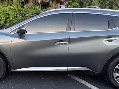 Used 2016 Nissan Murano SL FWD image 1