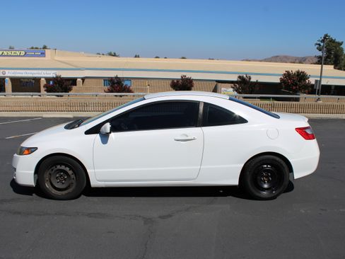 Used 2011 Honda Civic LX image 6