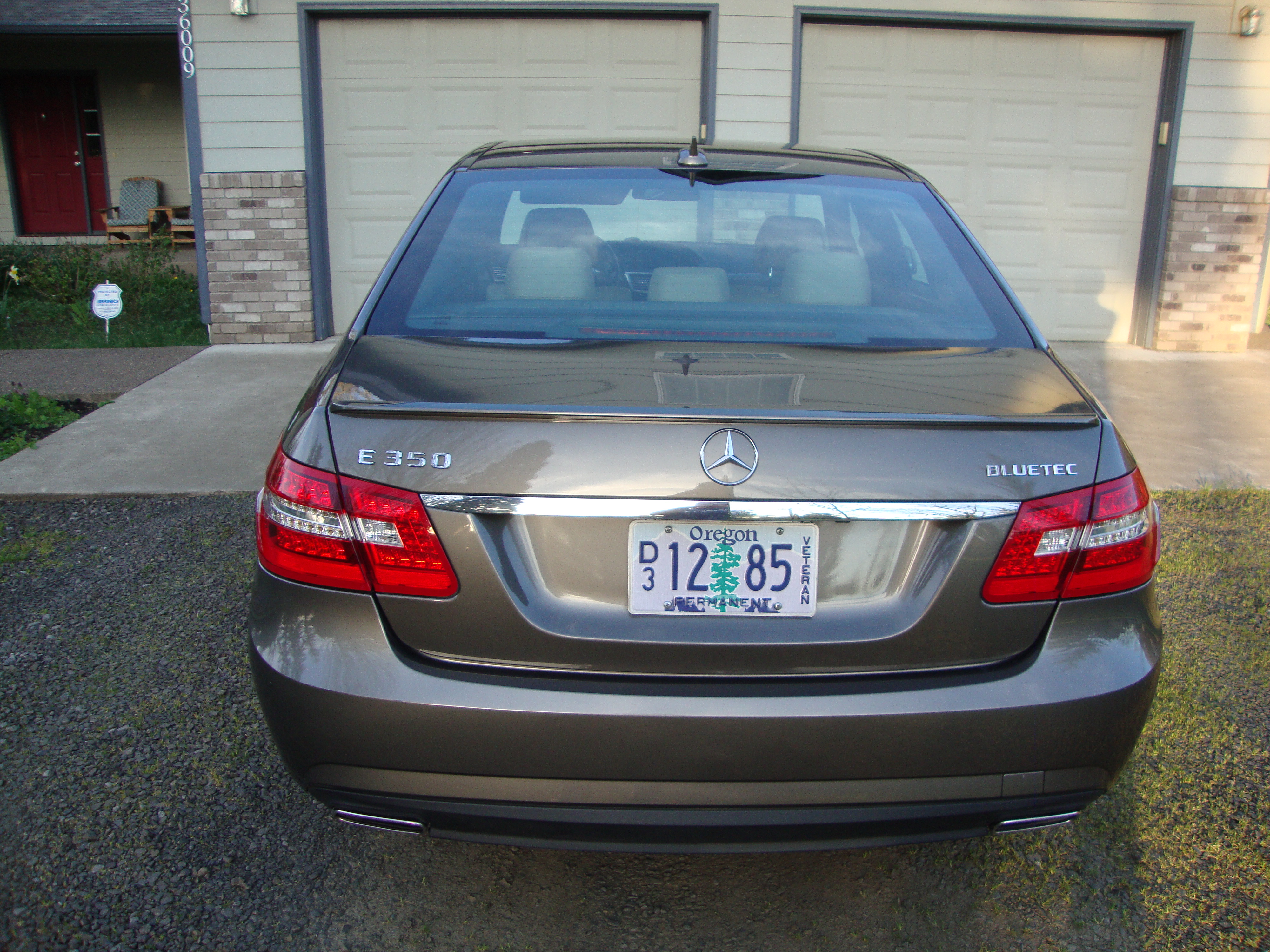 Used 2013 Mercedes-Benz E 350 BlueTEC Sedan image 6