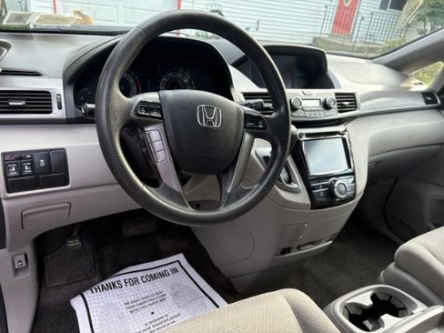 Used 2014 Honda Odyssey EX image 6