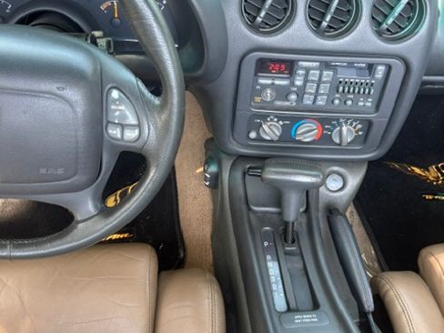 Used 1995 Pontiac Firebird Trans Am RWD image 8