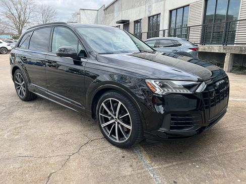 Used 2022 Audi Q7 3.0T Prestige w/ Prestige Package image 1