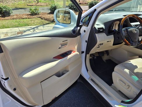 Used 2010 Lexus RX 350 2WD image 14