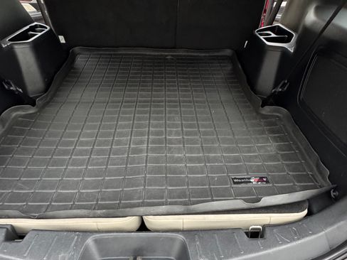 Used 2016 Ford Explorer Platinum image 20