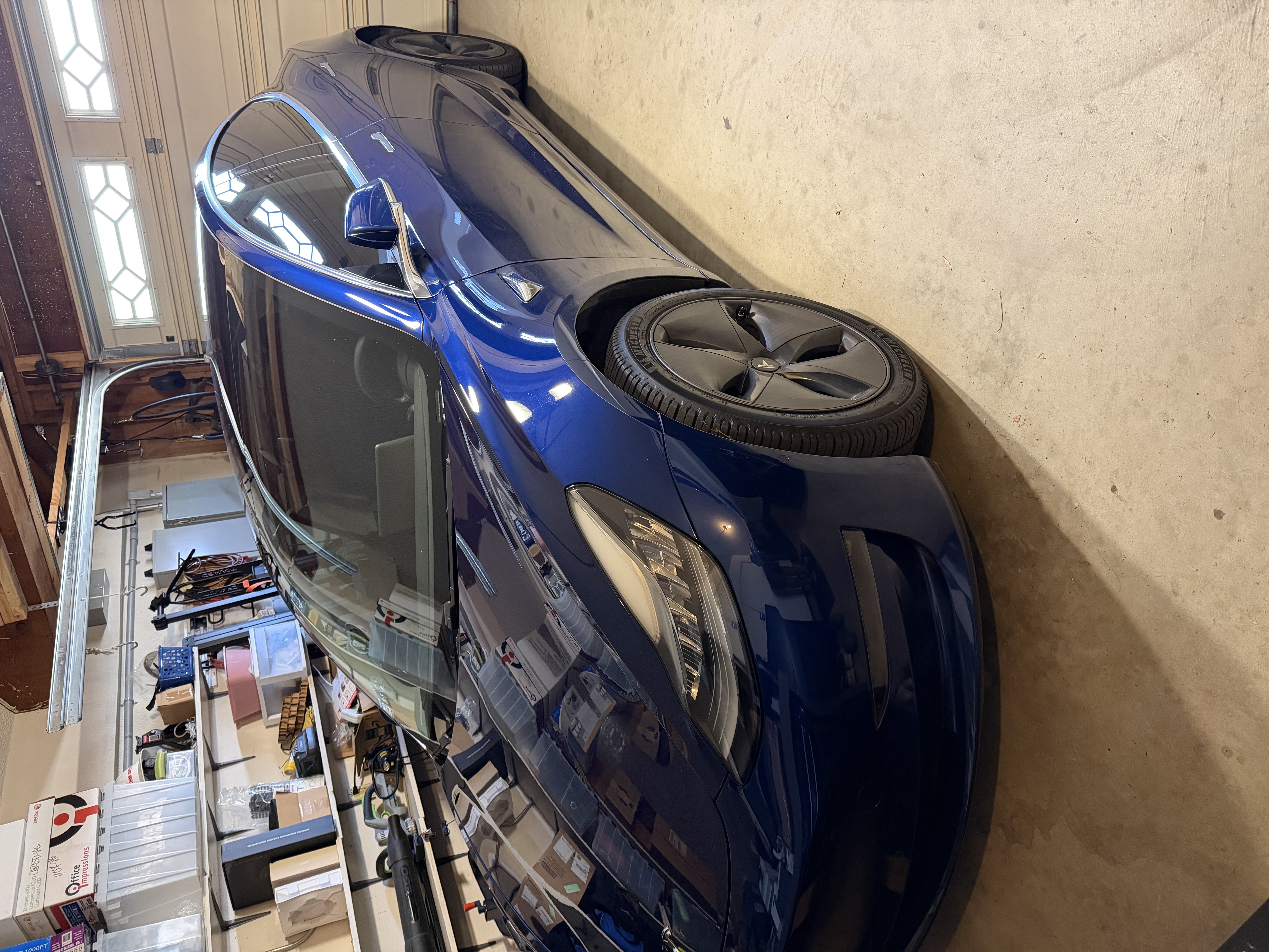 Used 2018 Tesla Model 3 Long Range RWD image 1