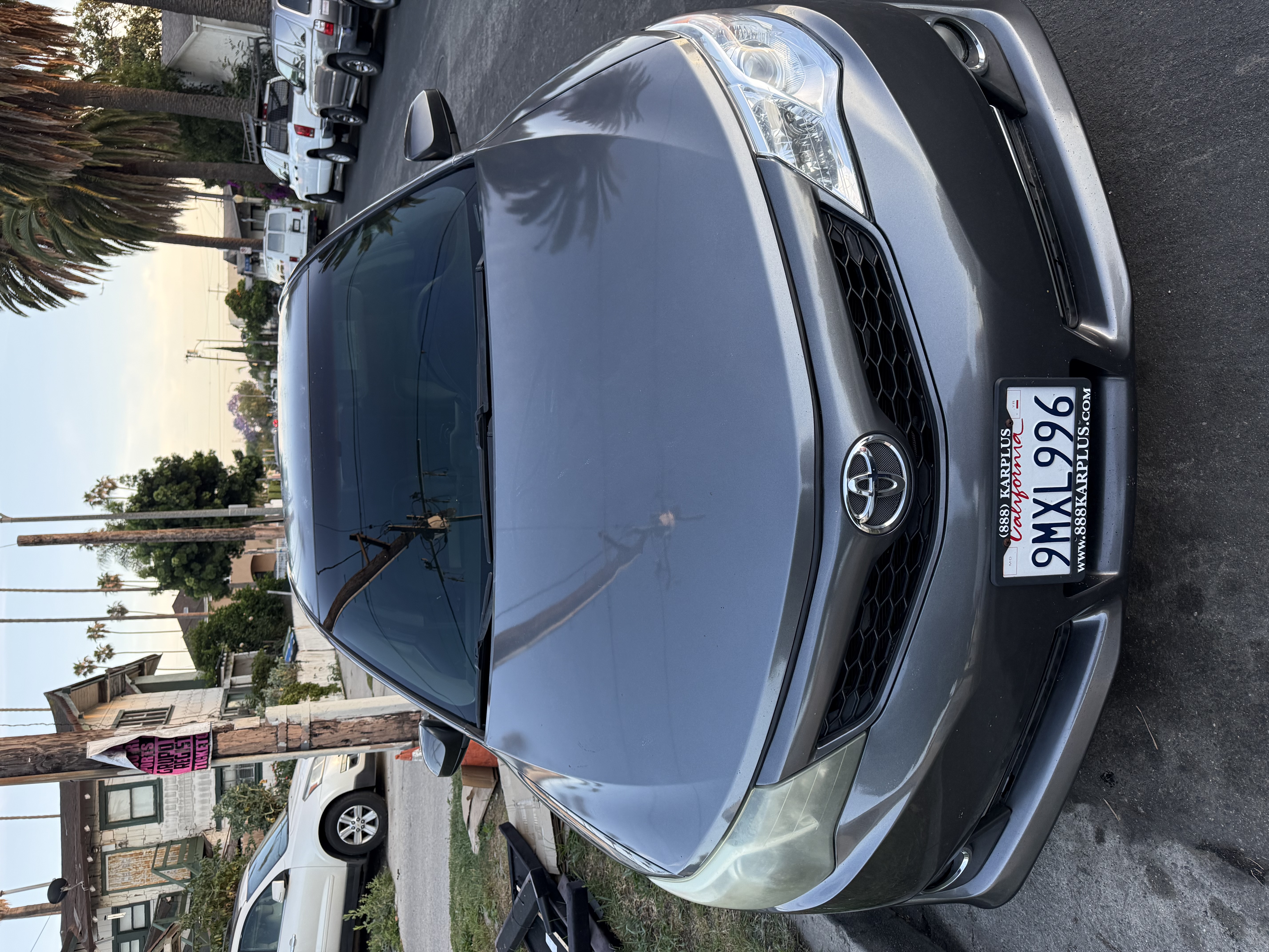 Used 2013 Toyota Camry SE FWD image 1