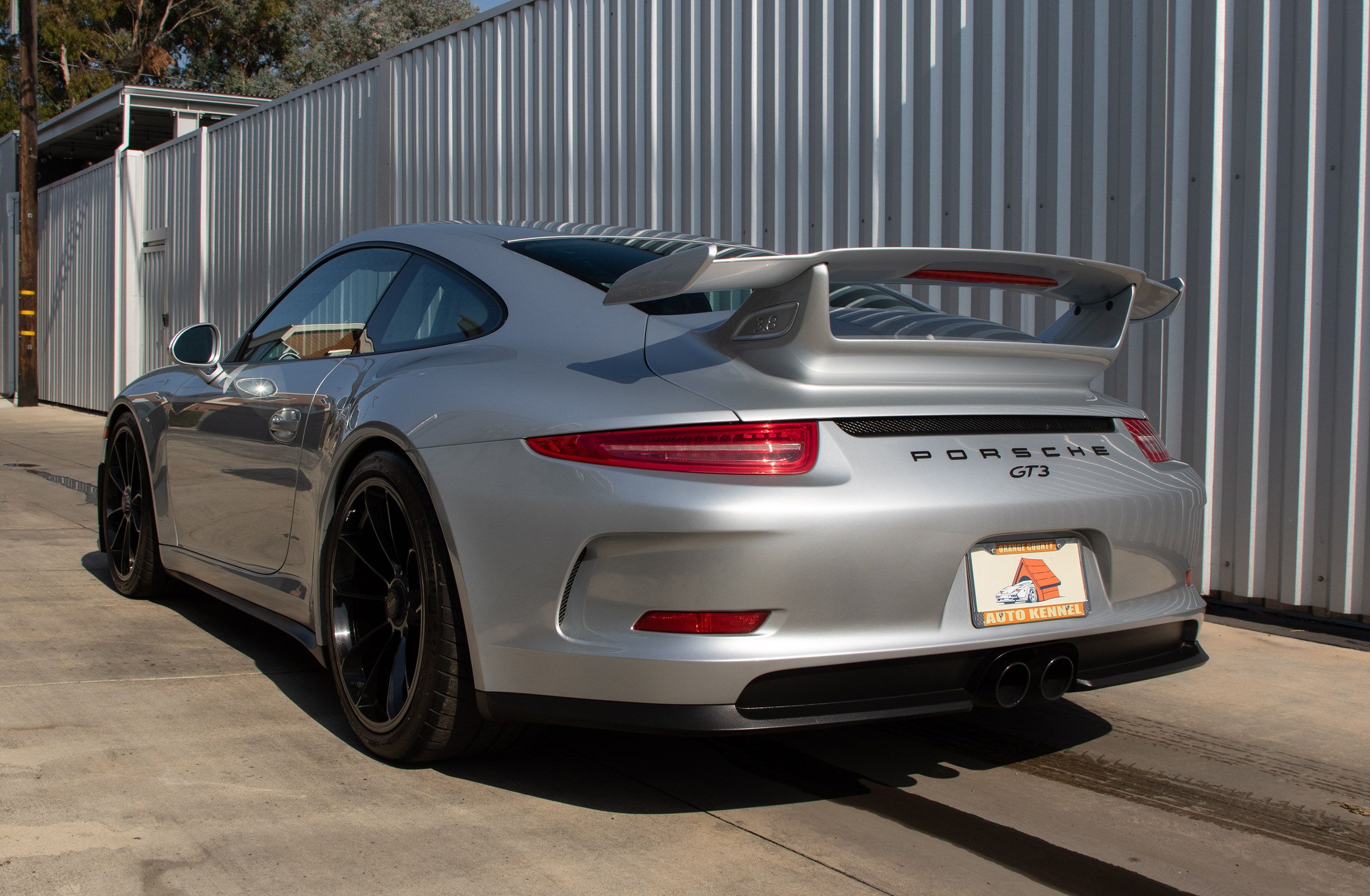 Used 2015 Porsche 911 GT3 RWD image 13