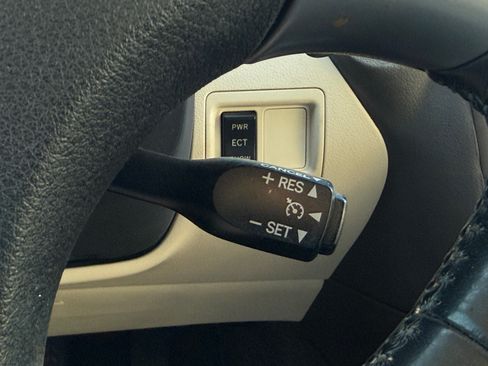 Used 2013 Lexus IS 250 AWD w/ Luxury Plus Pkg Value Edition image 15