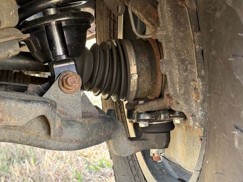 Used 2000 Toyota Tundra SR5 image 16