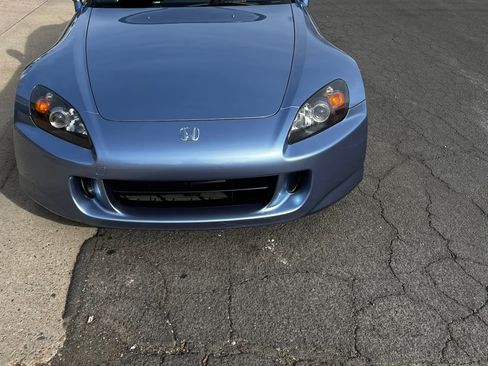 Used 2004 Honda S2000 image 2