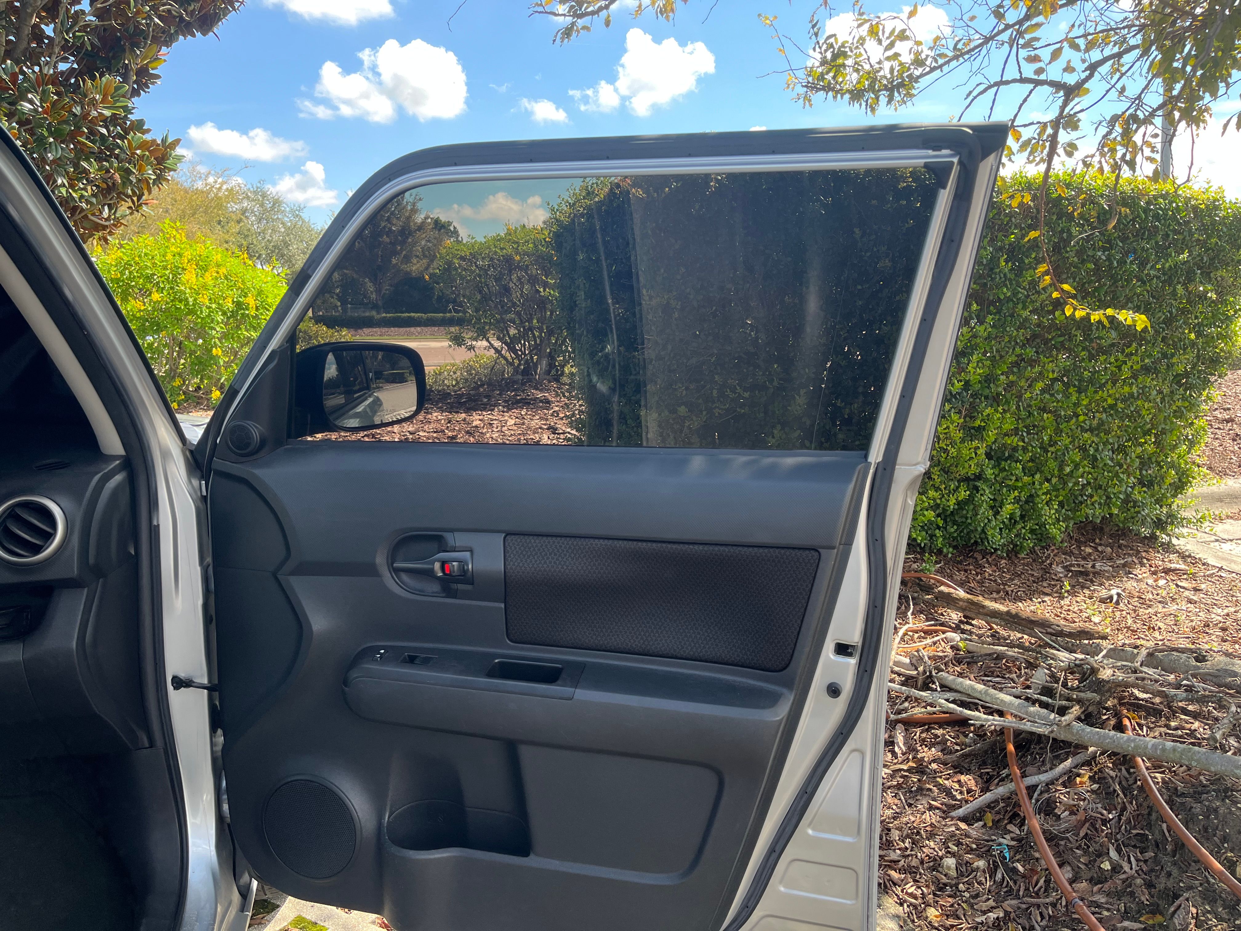 Used 2010 Scion xB FWD image 15
