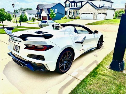 Used 2024 Chevrolet Corvette Z06 image 5