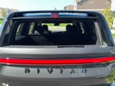 Used 2027 Rivian R2 Performance AWD/4WD image 12