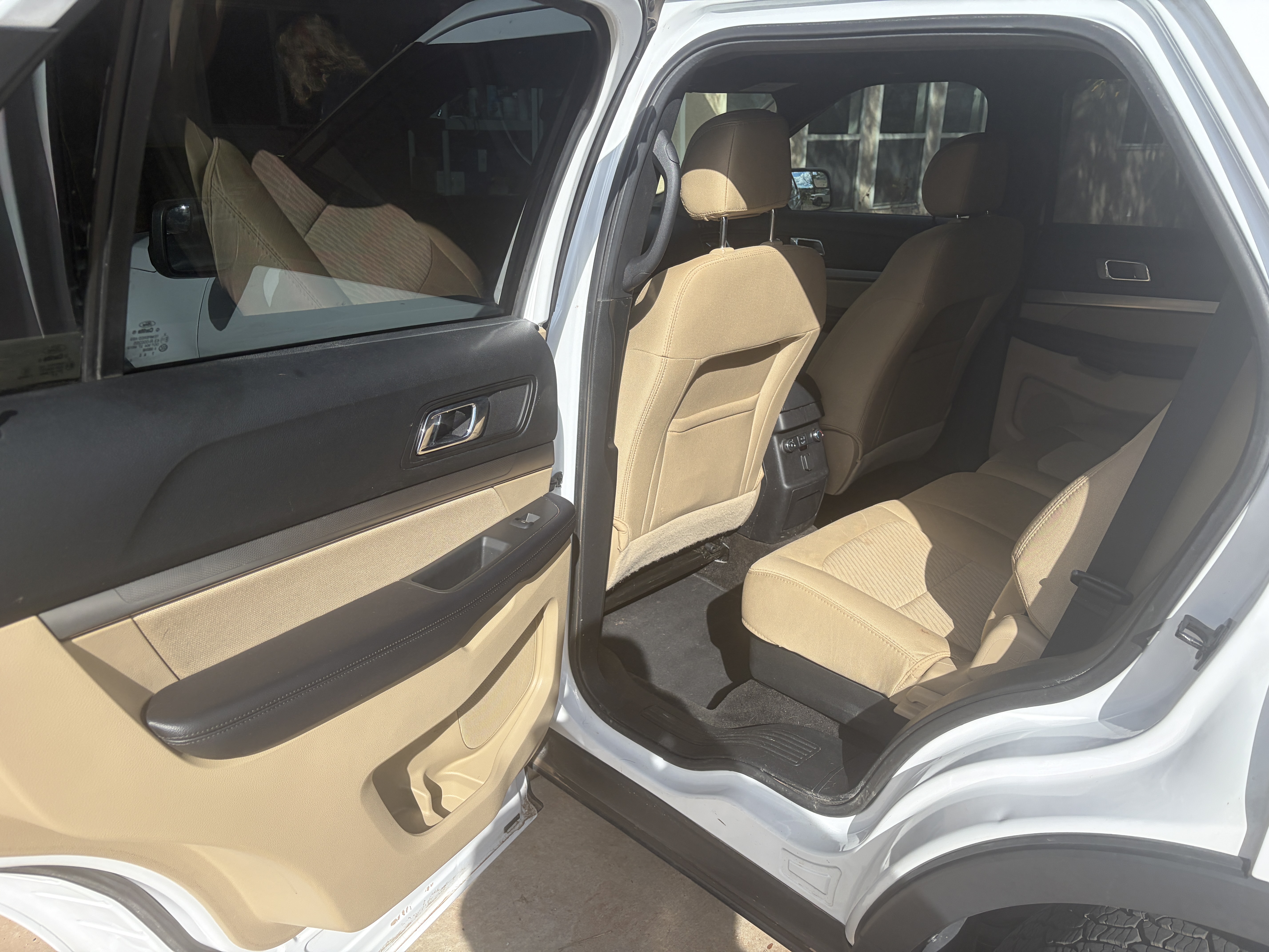 Used 2017 Ford Explorer 4WD image 14