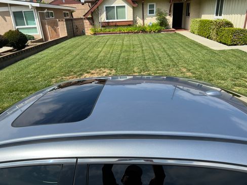 Used 2017 Honda Accord EX-L image 10