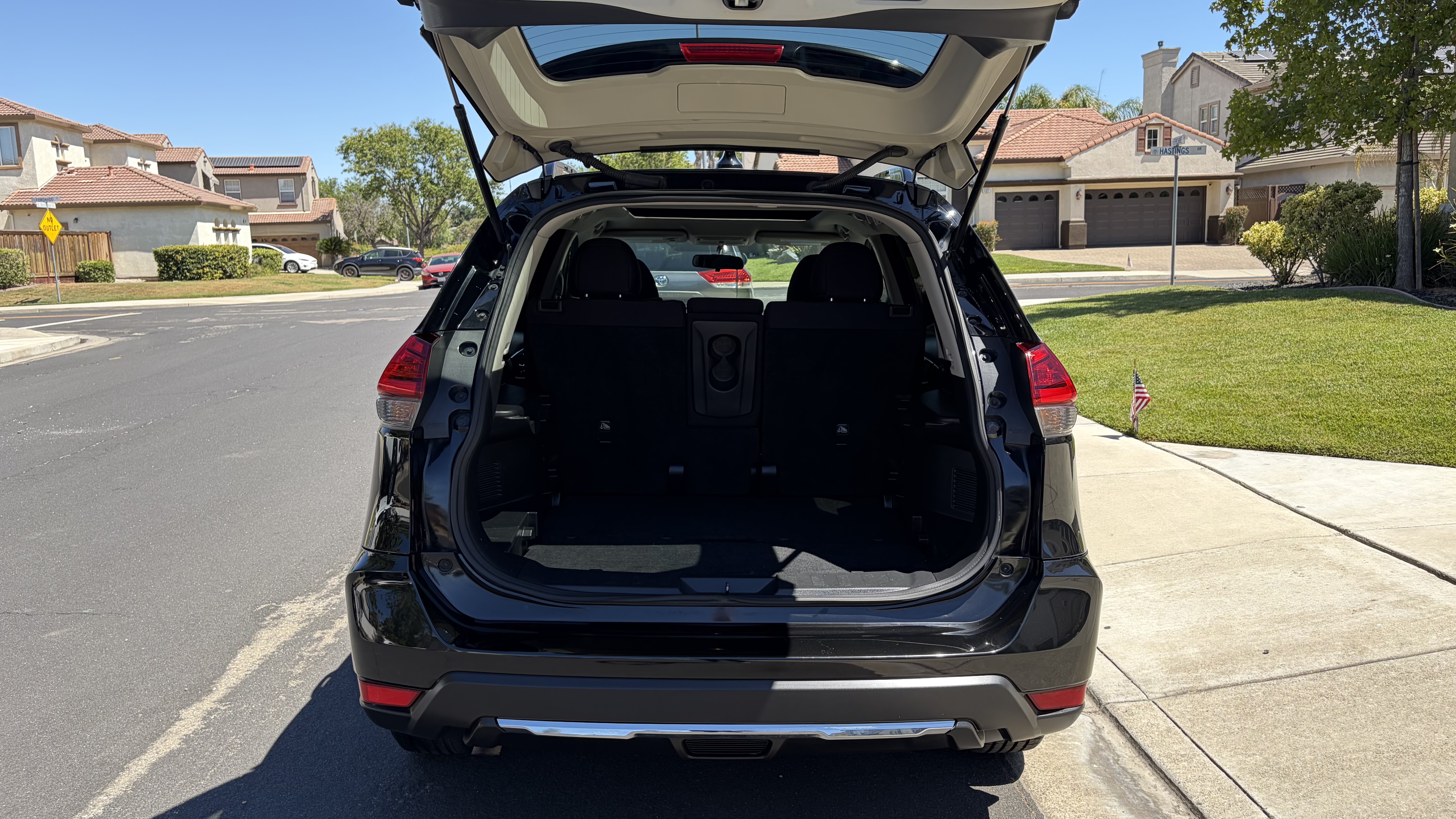 Used 2017 Nissan Rogue SV FWD image 14