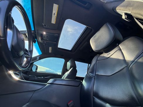 Used 2019 Cadillac Escalade ESV Platinum image 14