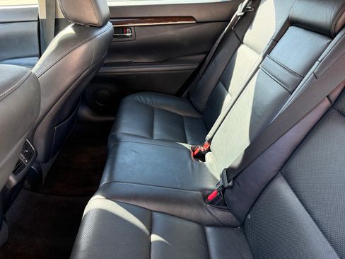 Used 2013 Lexus ES 350 w/ Luxury Pkg image 15