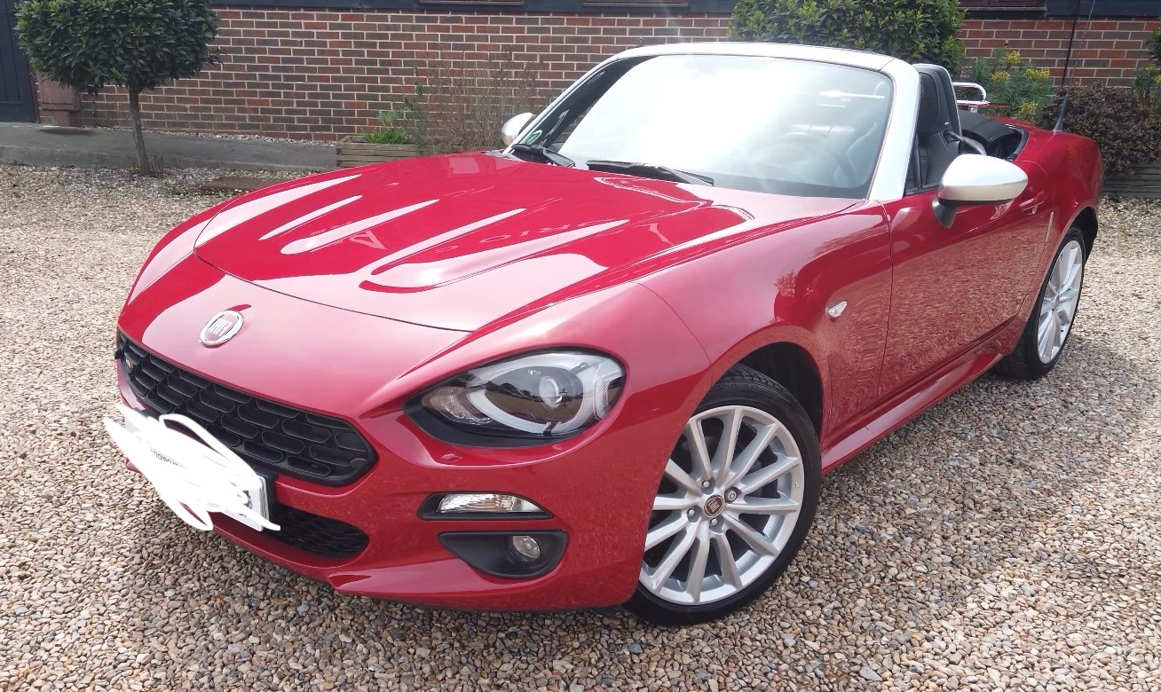 Used 2017 FIAT 124 Spider Lusso RWD image 6