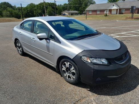 Used 2014 Honda Civic Hybrid Sedan image 1