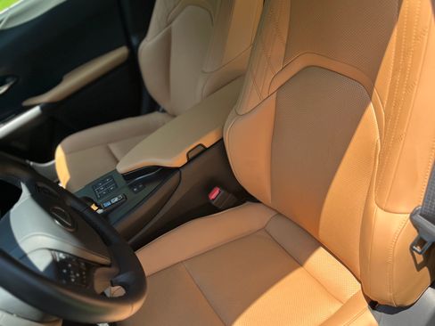 Used 2025 Lexus UX 300h FWD w/ Accessory Package (Z1) image 12