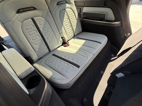 Used 2024 Rivian R1S Adventure AWD/4WD image 10