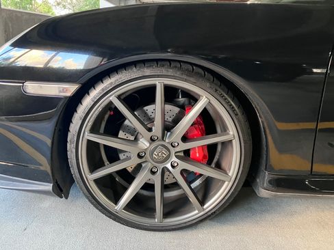 Used 2004 Porsche 911 Turbo image 13