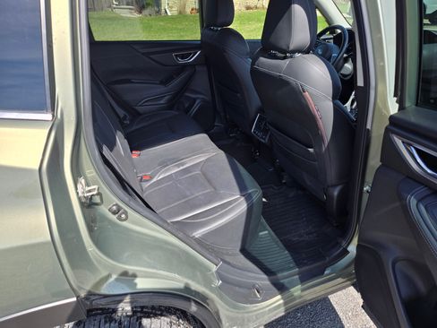 Used 2020 Subaru Forester Touring image 8