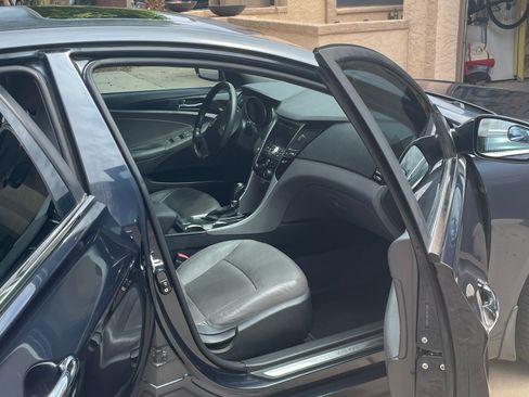 Used 2011 Hyundai Sonata Limited w/ Navigation Pkg 5 FWD image 8