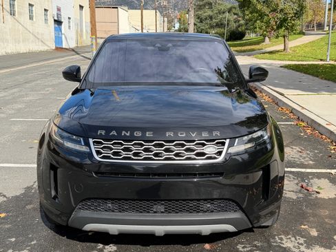 Used 2020 Land Rover Range Rover Evoque S image 2