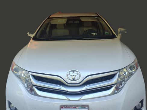 Used 2015 Toyota Venza XLE AWD/4WD image 16