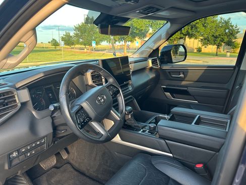 Used 2022 Toyota Tundra Limited AWD/4WD image 10