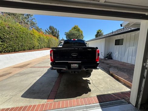 Used 2025 Ford F250 Lariat w/ Lariat Ultimate Package AWD/4WD image 6