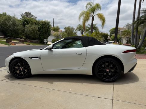 Used 2015 Jaguar F-TYPE S RWD image 8