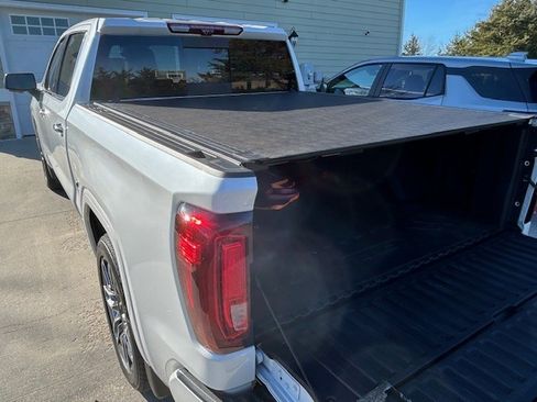 Used 2024 GMC Sierra 1500 Denali Ultimate image 13