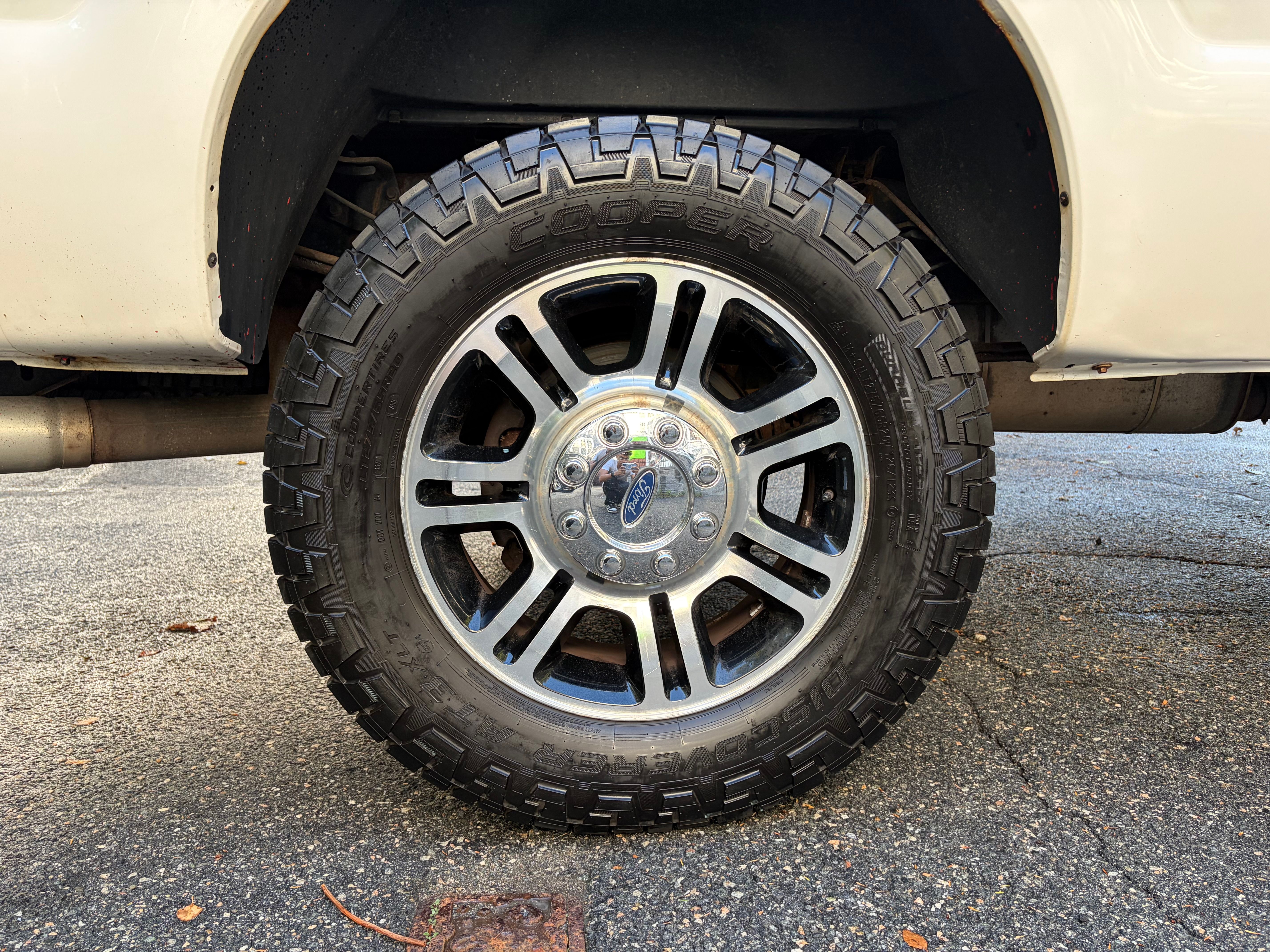 Used 2015 Ford F350 Platinum AWD/4WD image 14