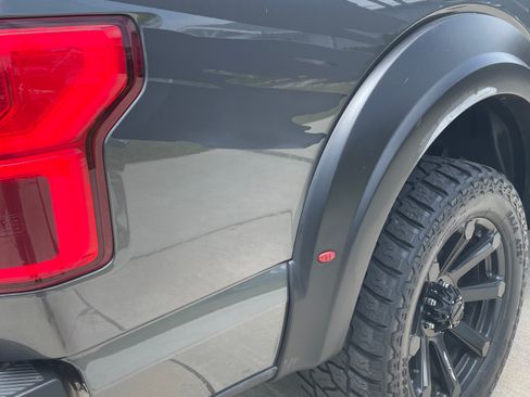 Used 2018 Ford F150 XLT w/ Equipment Group 302A Luxury image 5