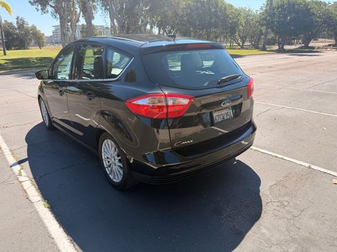 Used 2013 Ford C-MAX SEL image 6