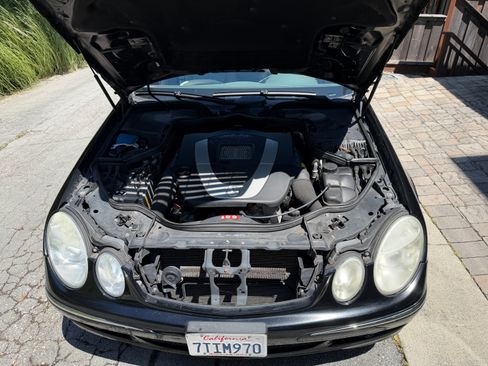 Used 2006 Mercedes-Benz E 350 4MATIC Sedan image 14
