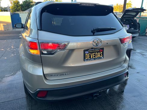 Used 2015 Toyota Highlander Plus image 10