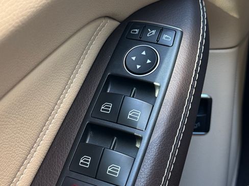 Used 2017 Mercedes-Benz GLS 450 4MATIC image 23