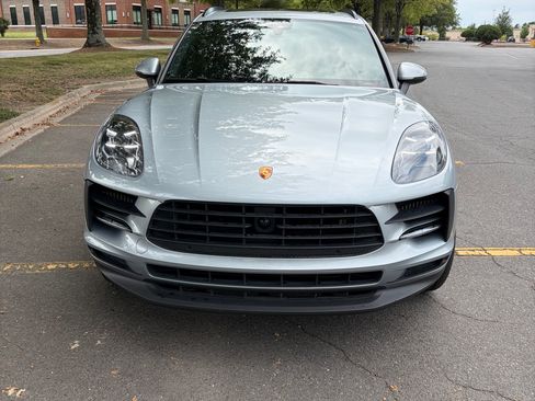 Used 2021 Porsche Macan S AWD/4WD image 6