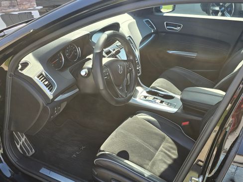 Used 2018 Acura TLX 3.5 w/Technology Pkg & A-SPEC image 10
