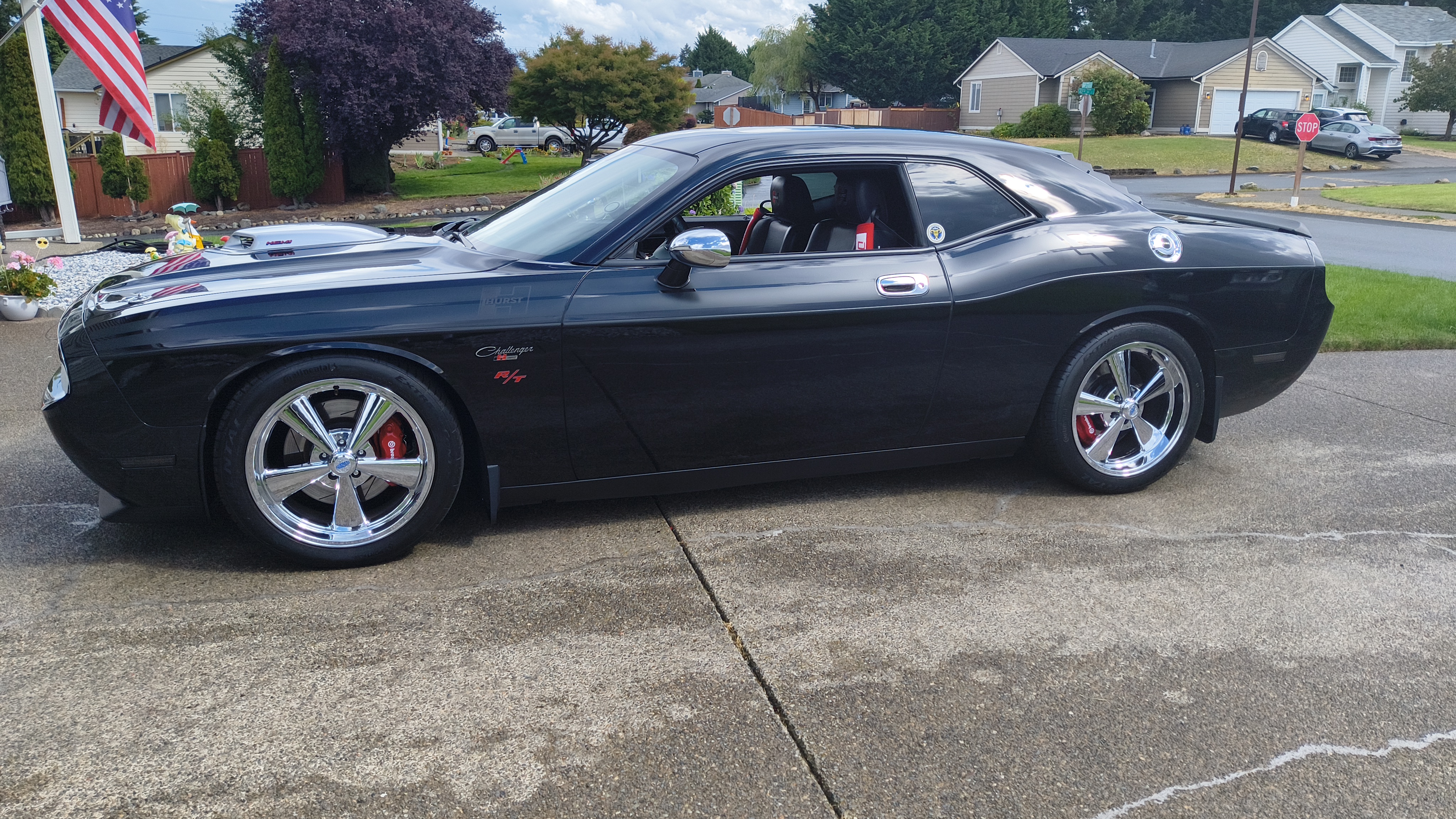 Used 2010 Dodge Challenger R/T RWD image 9