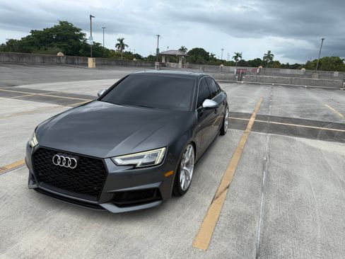 Used 2018 Audi S4 Premium Plus w/ S Sport Package AWD/4WD image 4
