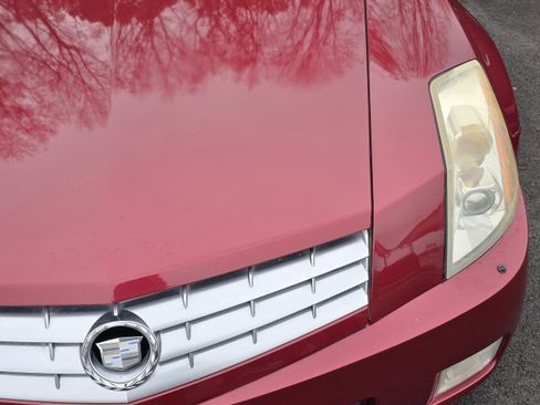 Used 2006 Cadillac XLR image 13